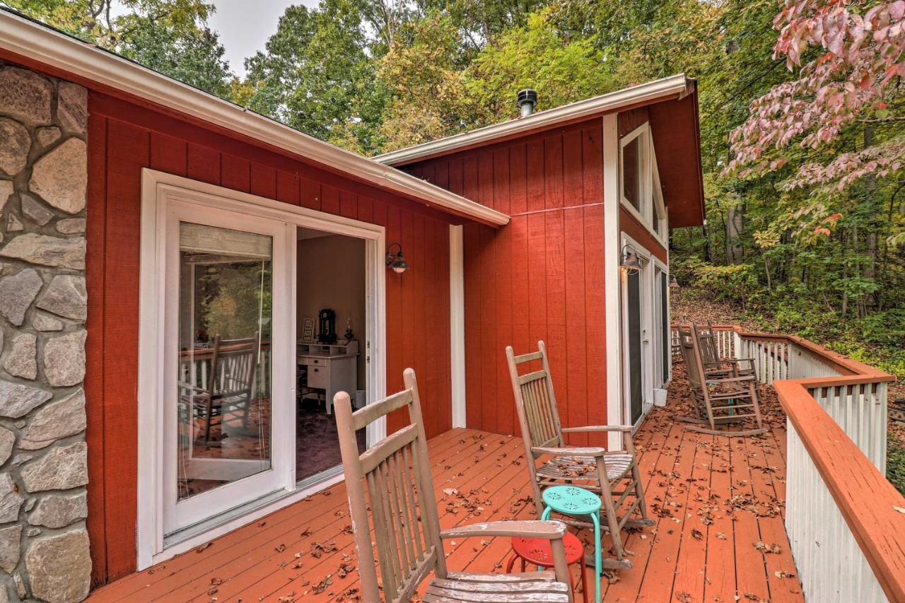 Rustic Red Cabin With Deck In Maggie Valley Club! Εξωτερικό φωτογραφία