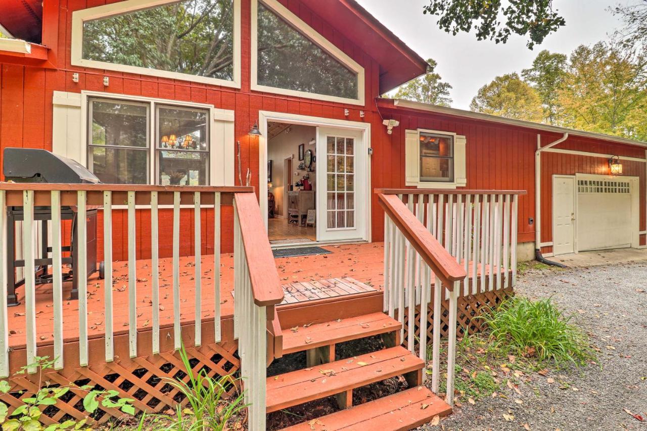 Rustic Red Cabin With Deck In Maggie Valley Club! Εξωτερικό φωτογραφία