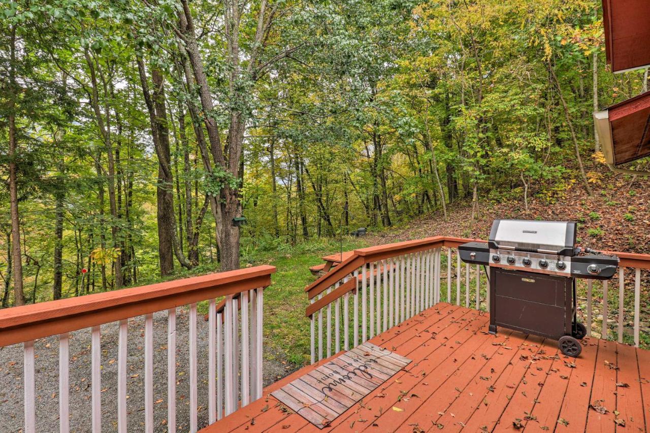 Rustic Red Cabin With Deck In Maggie Valley Club! Εξωτερικό φωτογραφία